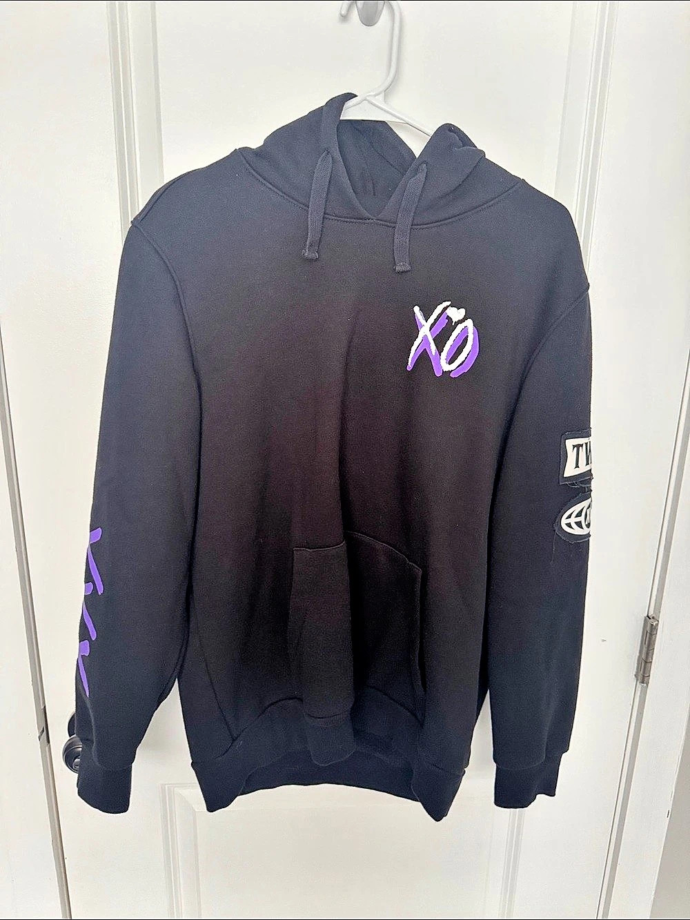 The Weekend XO Graphic Pullover Hoodie in Black & Purple